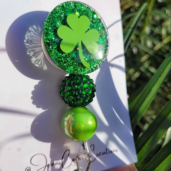 Lucky Badge Reel, Green Shamrock Badge Reel, St Patricks Day accessories - Picture 3 of 5